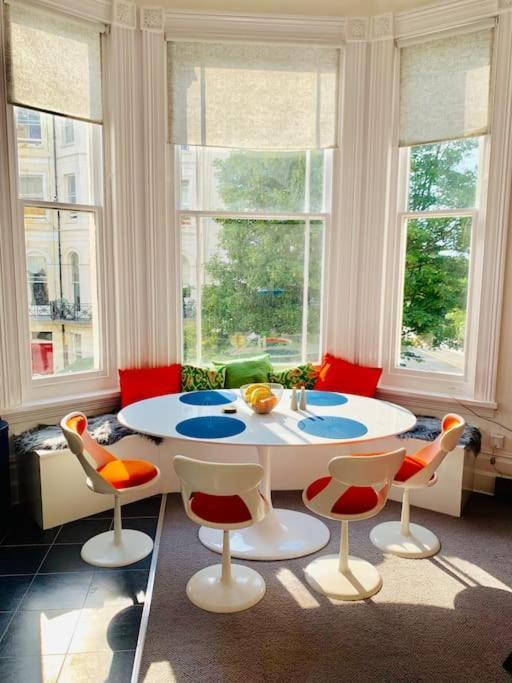 Beautiful Flat Perfect For A Seaside Break! Apartment Brighton Exterior foto